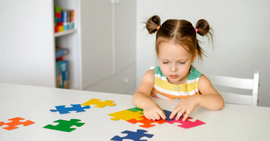 Autism in girls signs and symptoms often missed during diagnosis in children and teenagers in the UK | AI Mum